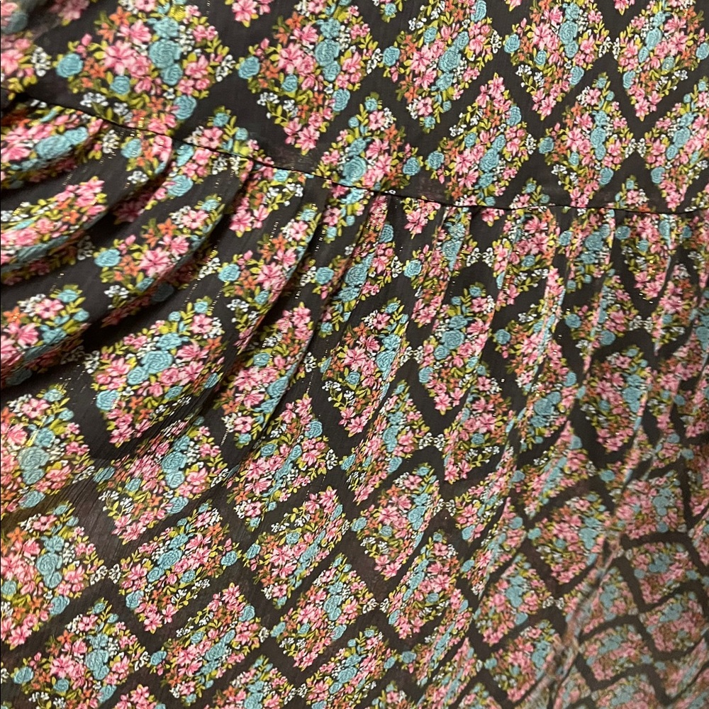 Absolutely gorgeous Floral Lauren Conrad Dress wrap 3X - Picture 9 of 10